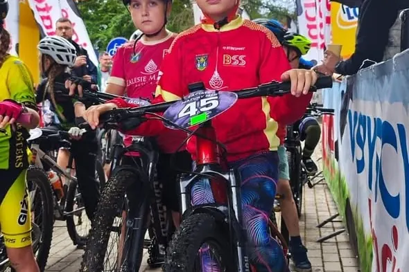 Młodzi kolarze Akademii na linii startu